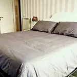 Downtown Apartment - Maison Lucilla